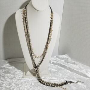 Simply Vera Wang necklace 24''  with 2 1/2'' ext. 4.1720